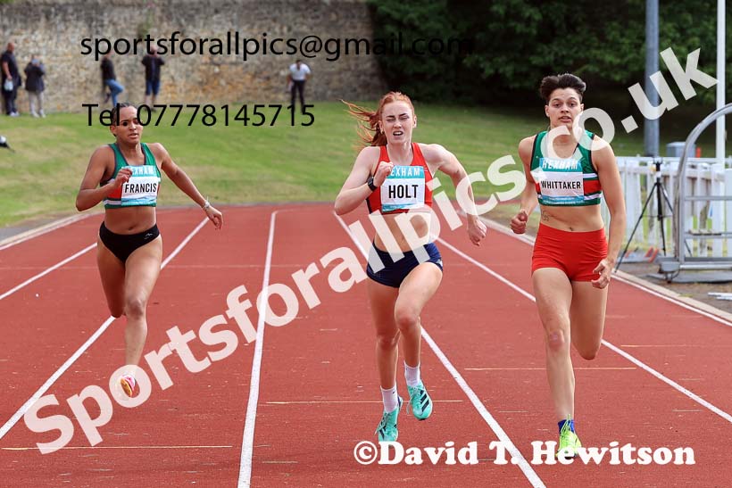 Womens Heptathlon 200 metres, 2024 EAP International Combined events, Hewcham, Northumberland.  Photo: David T. Hewitson/Sports for All Pics